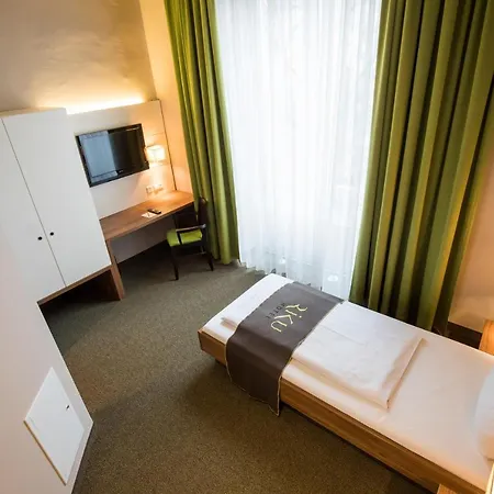 Hotel Riku 3*